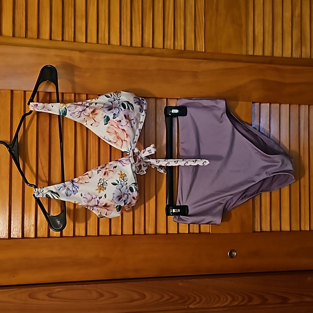 Chelsea & Violet High-waist Bikini, L